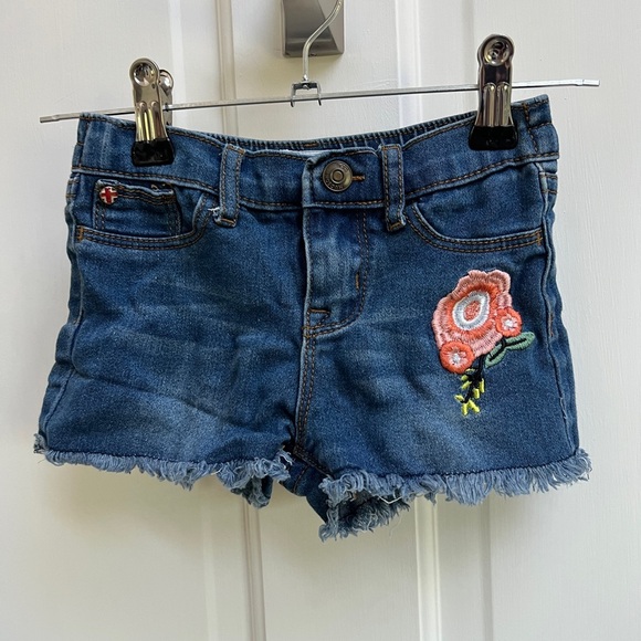 NWOT Hudson 2T Girls Floral Jean Shorts - Picture 1 of 5